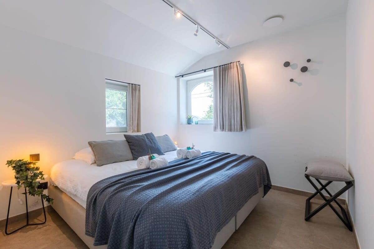Huswell - Lady - Lovely Double Room At Ranch De Blauwe Zaal Brygge Exteriör bild