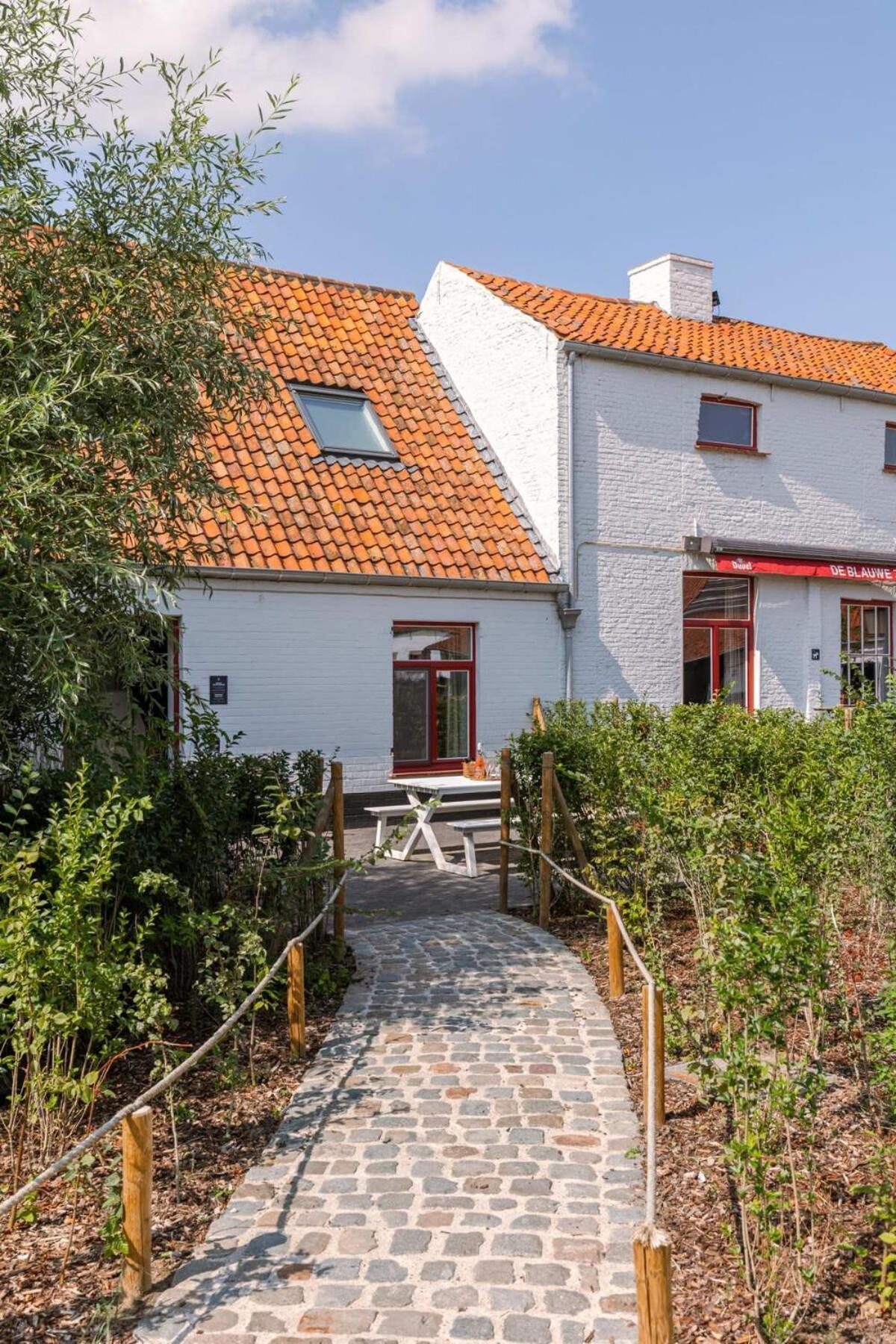 Huswell - Lady - Lovely Double Room At Ranch De Blauwe Zaal Brygge Exteriör bild